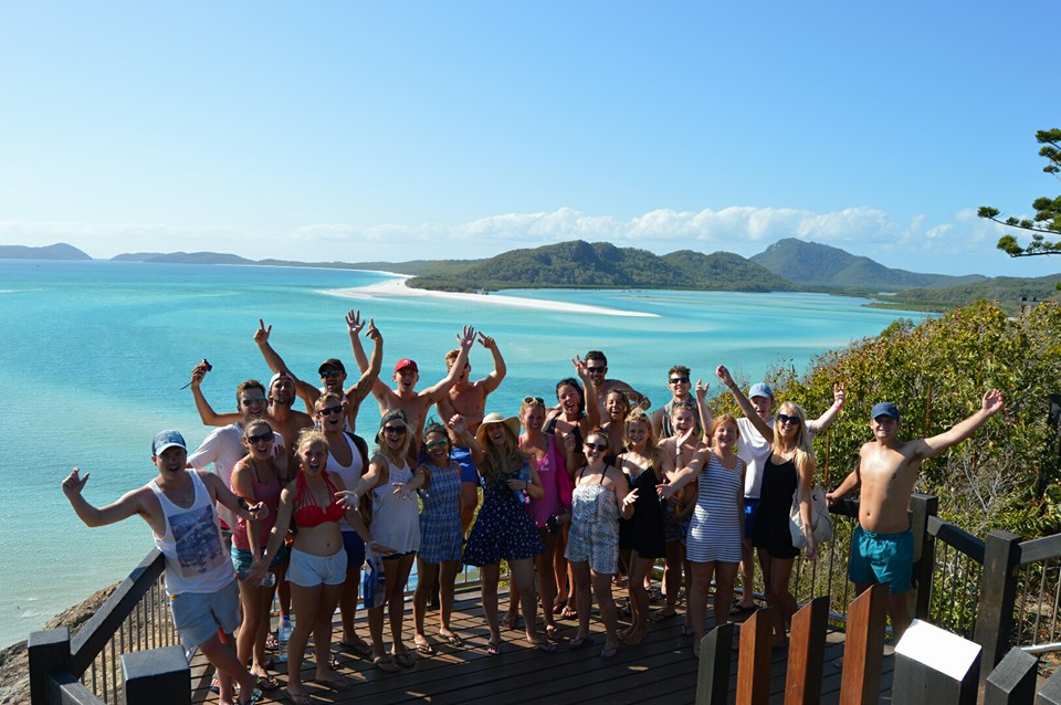 Whitehaven beach whitsundays backpacker tour